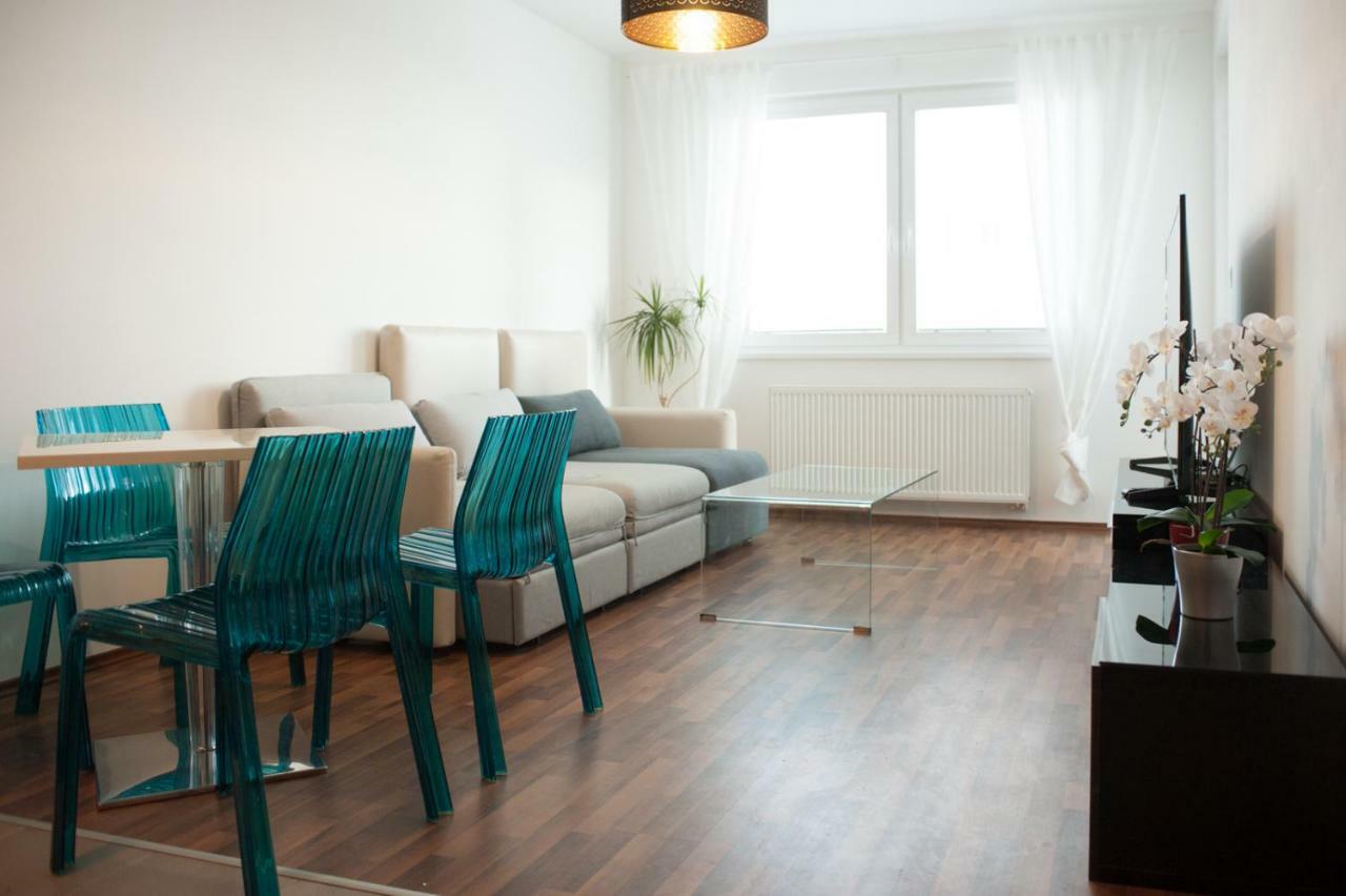 After Eight Apartment Bratislava Exterior foto