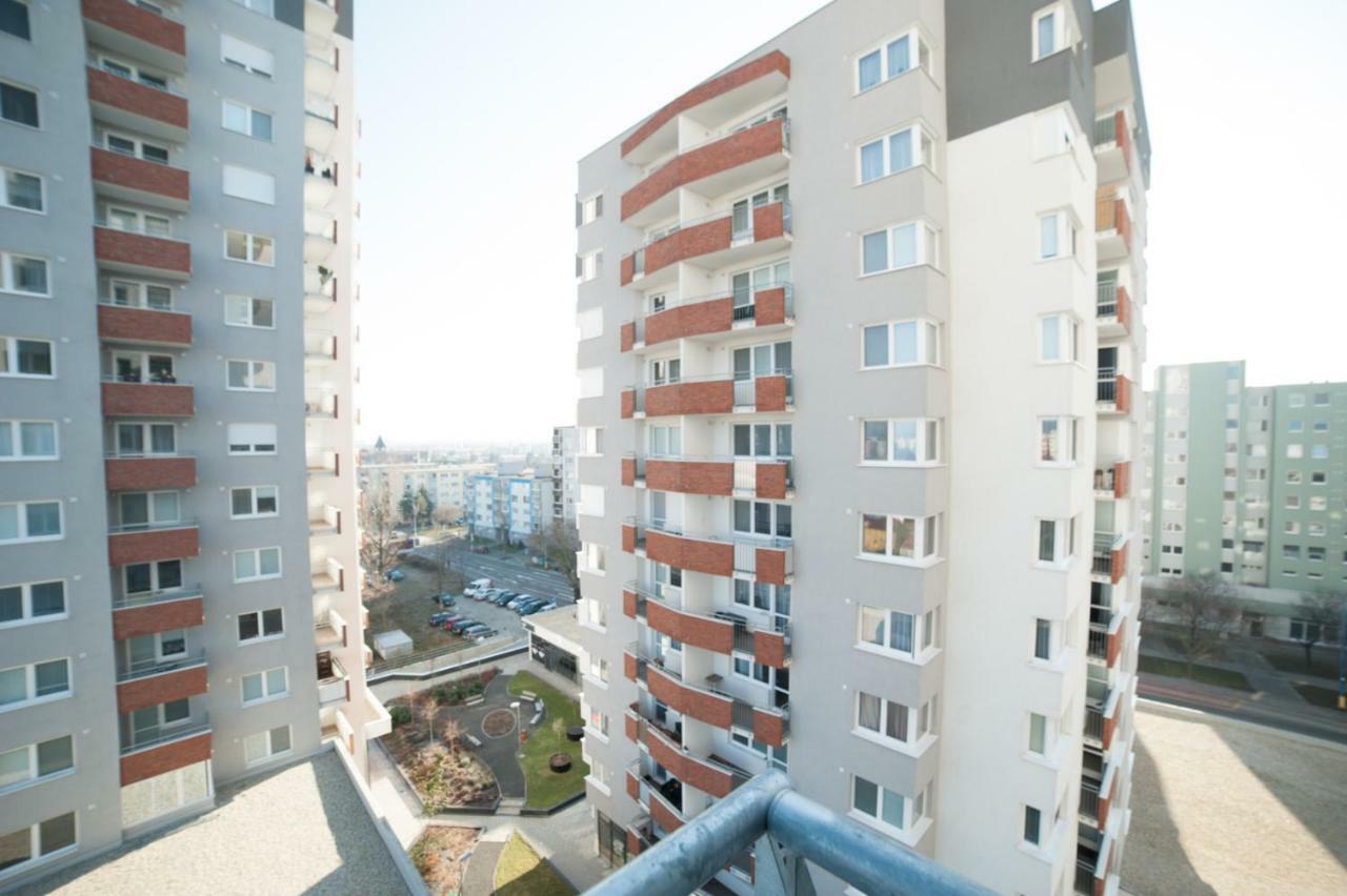 After Eight Apartment Bratislava Exterior foto